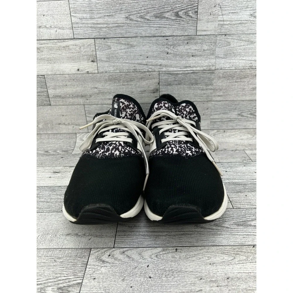 New Balance FuelCore Energize Black White Graphic Sneakers WNRGSMP1 Women Sz 8.5